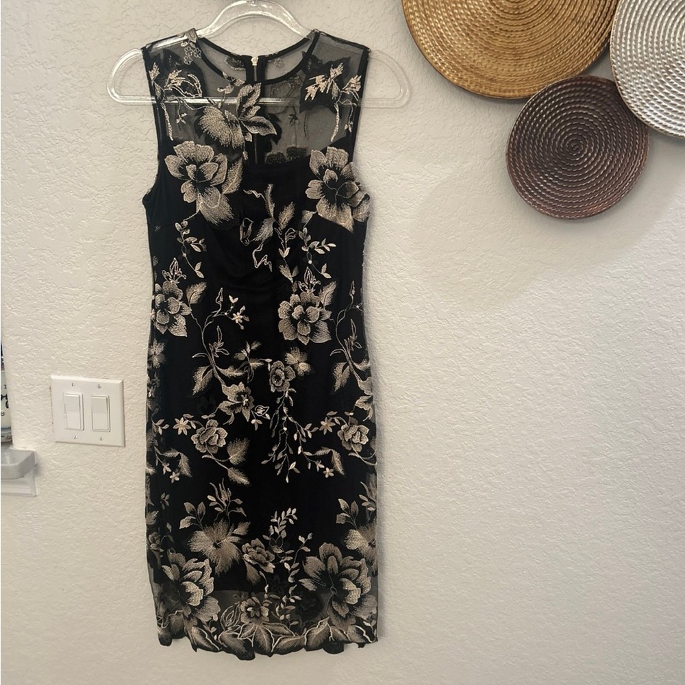 Calvin Klein floral embellished illusion sheath dress‎ size 6 - Picture 2 of 6